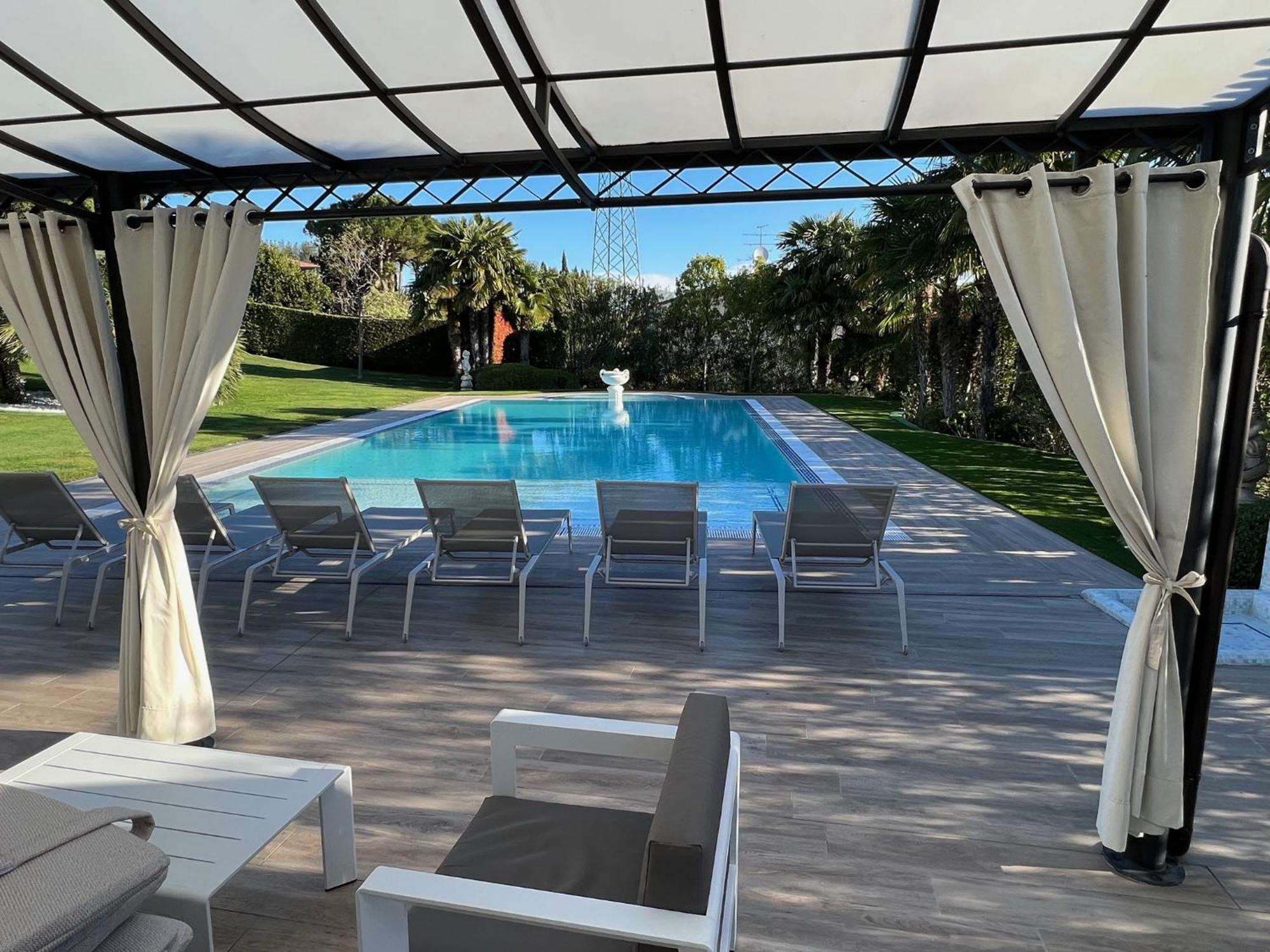 Villa Angela - Italian Homing Desenzano del Garda Exterior photo
